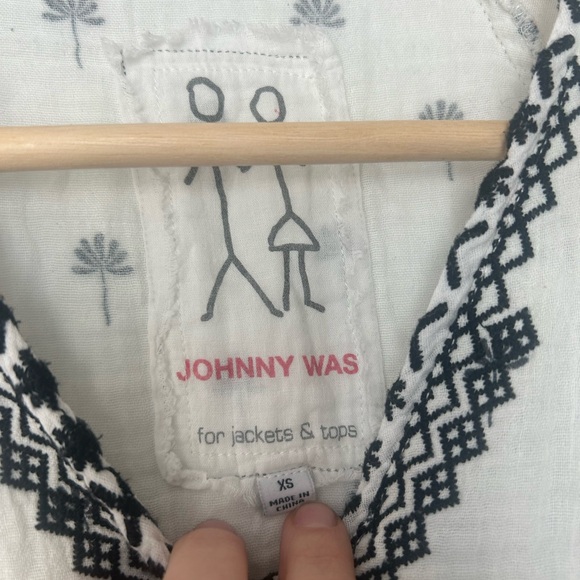 Johnny Was Cream and Black Embroidered Blouse - Picture 3 of 7